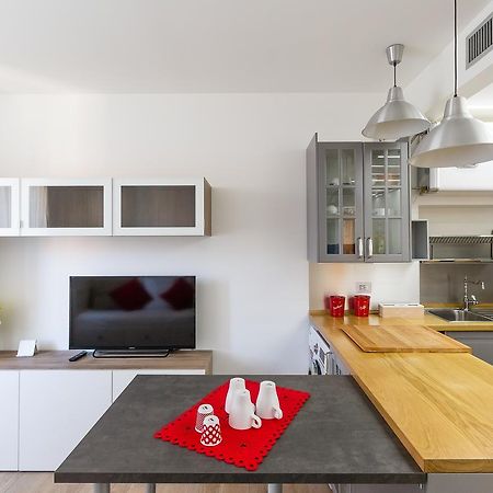 Alessia'S Flat - Sarpi 2 Apartment Milan Luaran gambar