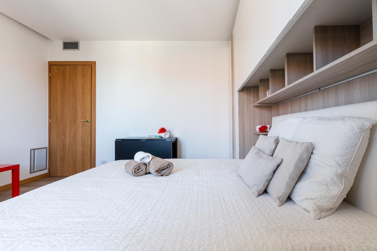 Alessia'S Flat - Sarpi 2 Apartment Milan Luaran gambar